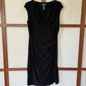 Lauren Ralph Lauren Sleeveless V-Neck Cross Side Ruched Lined Stretchy Dress